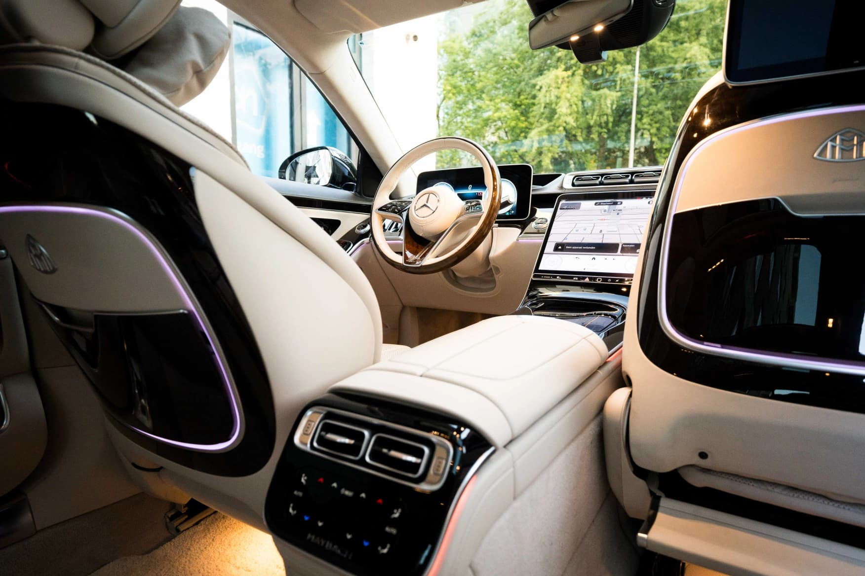 Mercedes-Maybach chauffeur car for VIP transfers in Amsterdam