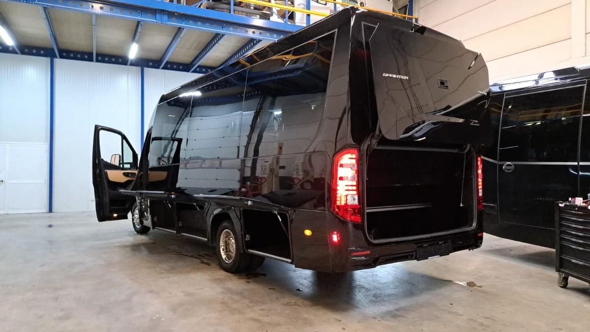 Mercedes Sprinter 28-seater minibus for larger group transfers in Amsterdam