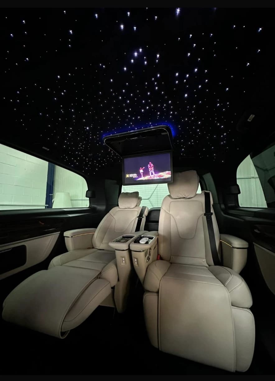 Mercedes V-Class 5-seater for luxury group transfers in Amsterdam